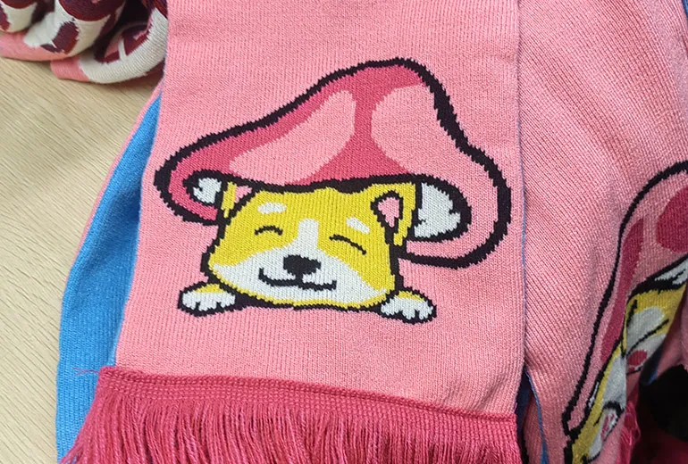 Gahumi Customizes 200 Acrylic Scarves for Maliah Gentry-05.webp